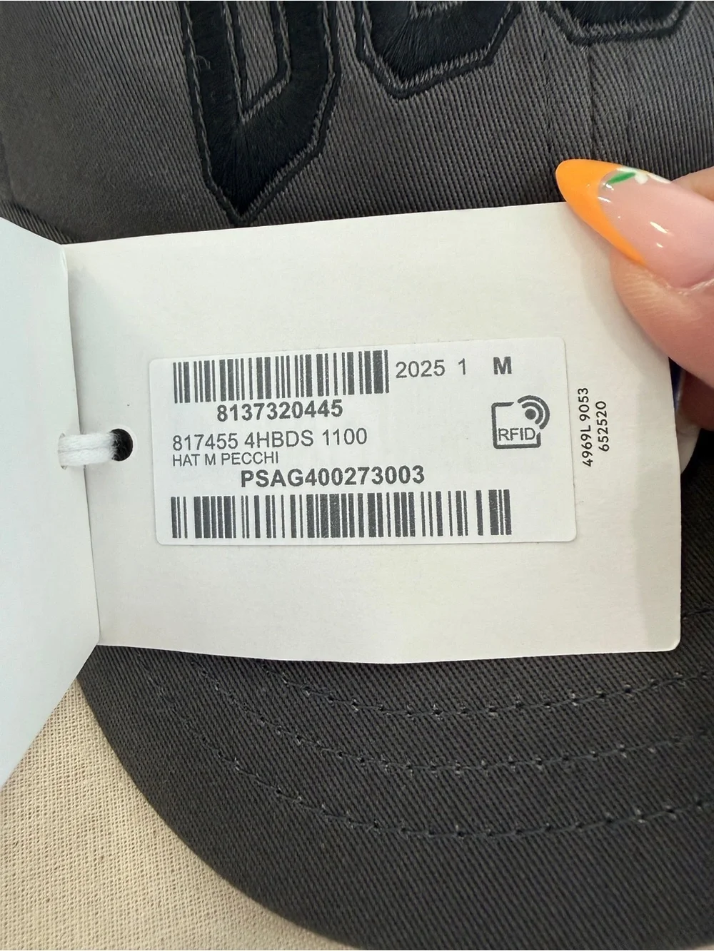 Gucci Logo Embroidered Baseball Hat